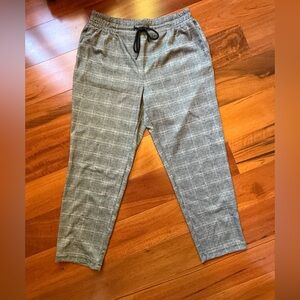 Comfortable plaid pull-on pants by A New Day, size small.